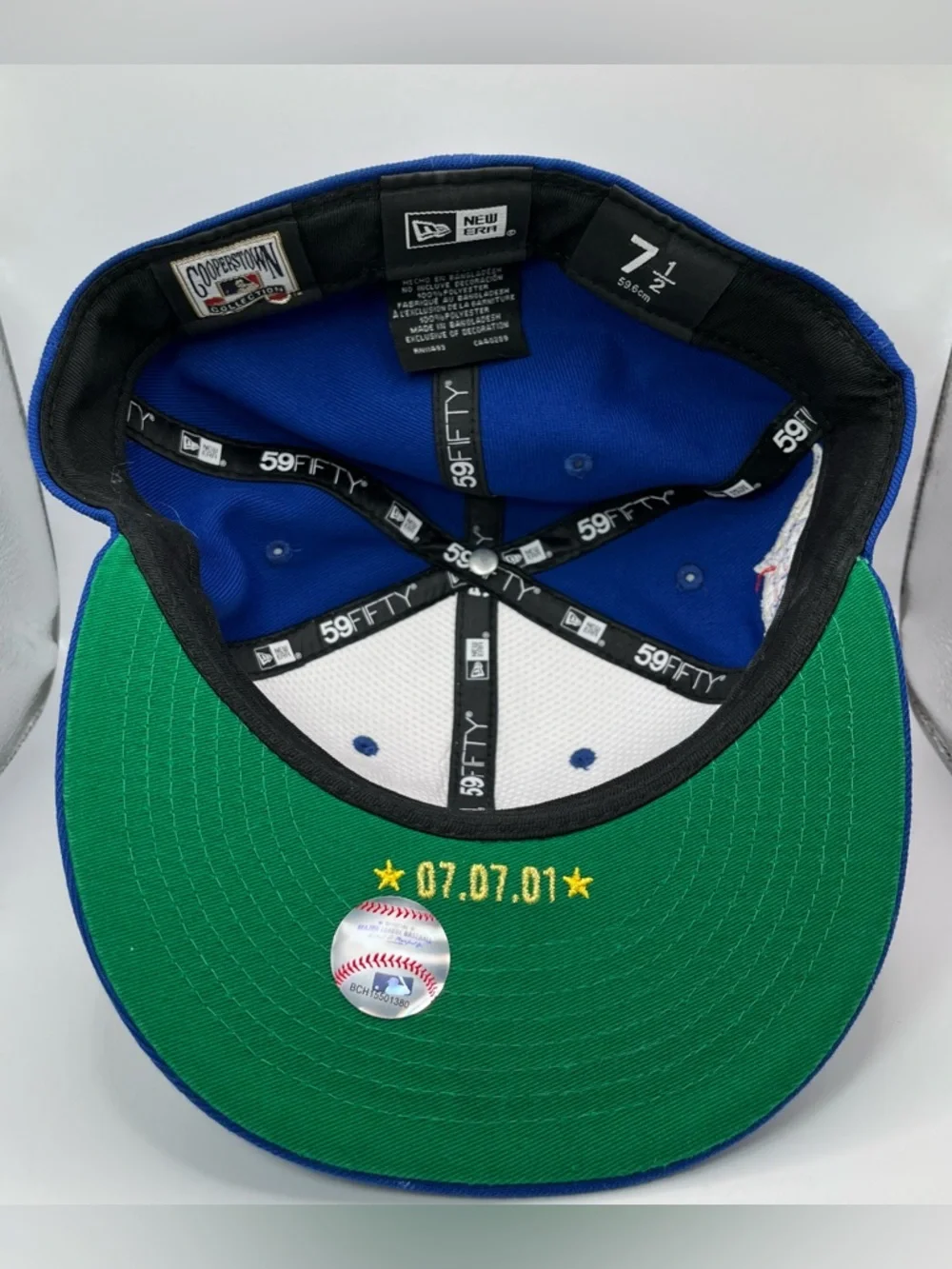 New Era 59FIFTY Montreal Expos Hat 7 1/2 Generational Legends 07/07/01 Side Logo
